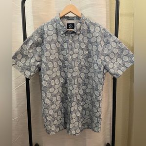 NWT Pineapple button-down short sleeve
